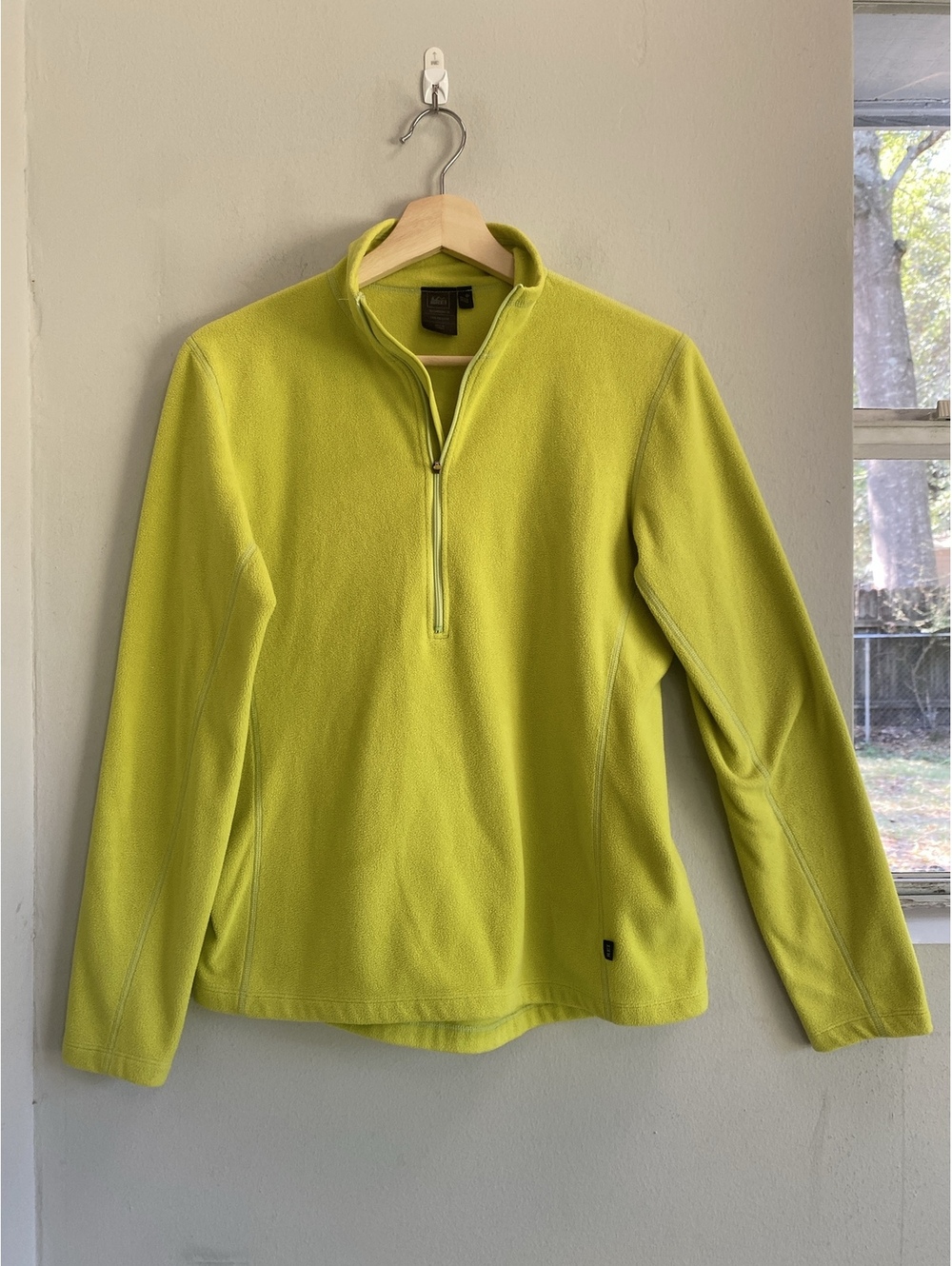 REI Rare Color Lime Green/ Chartreuse Half Zip Fleece Pullover Women's M